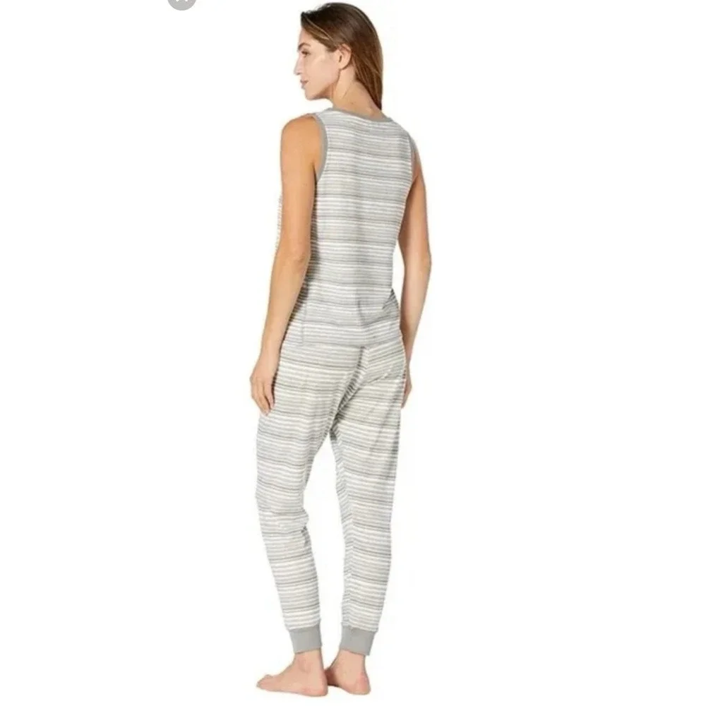Splendid Women's Tank Top Shirt‎ and Jogger Pant Pajama Set Size Medium Striped